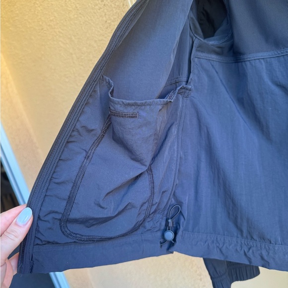 Lululemon Jacket size 0 - Picture 4 of 5